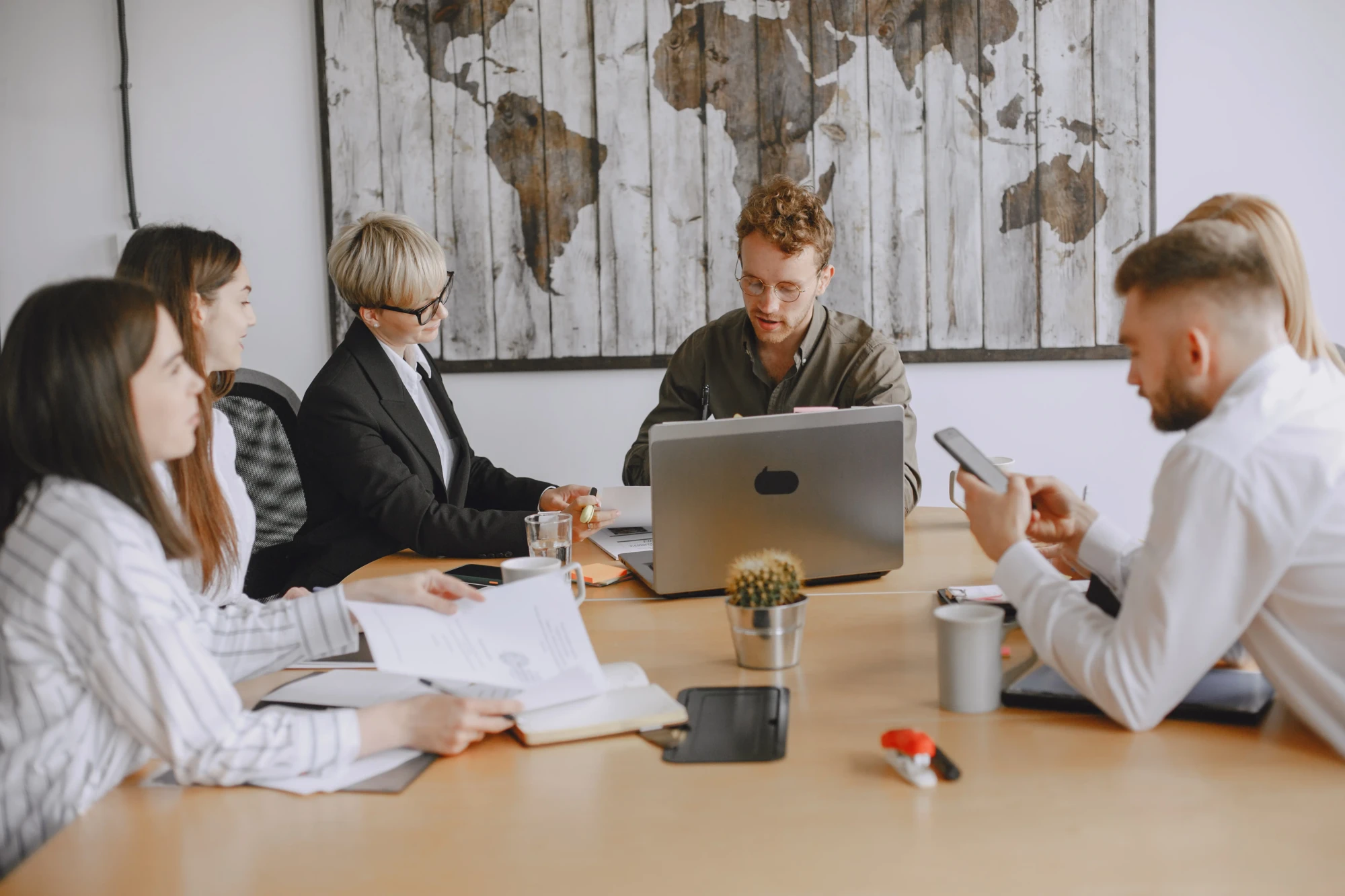 people-are-working-project